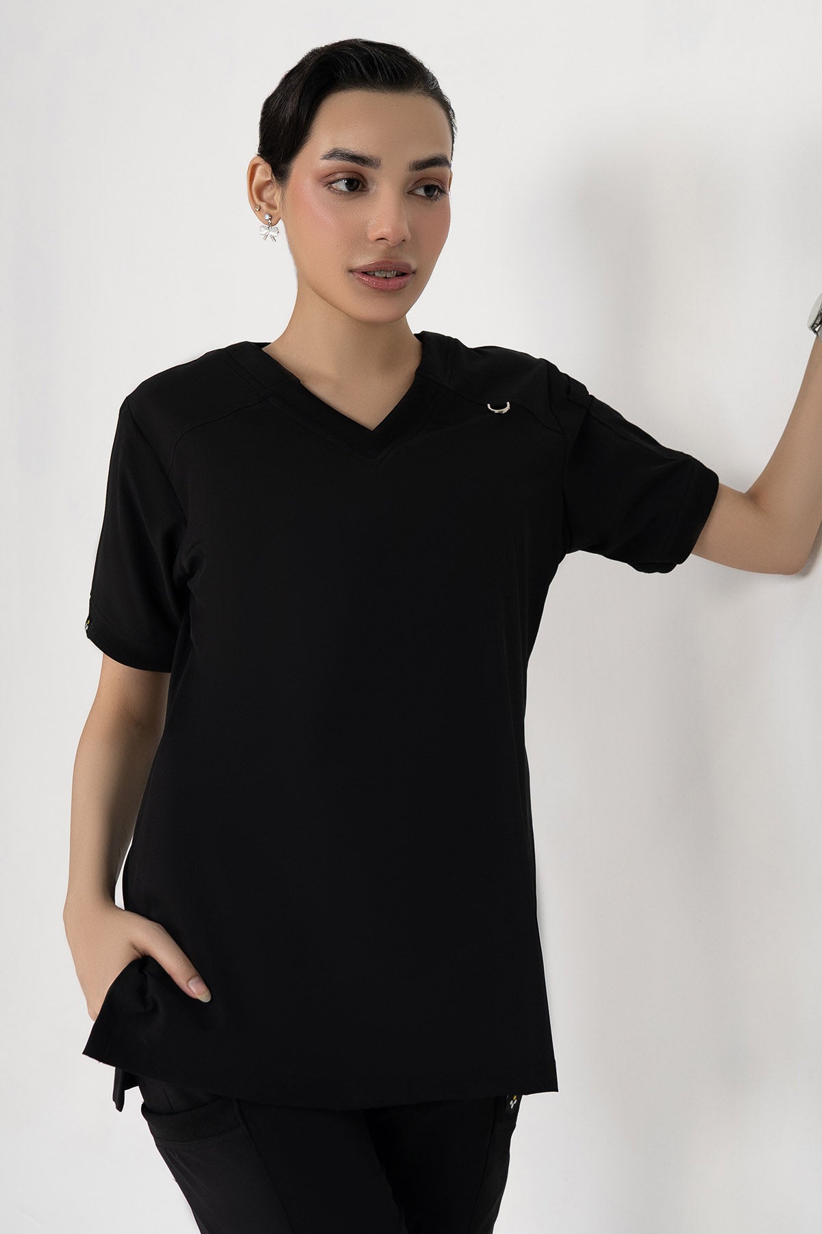 Velora Black - Women enamels-online