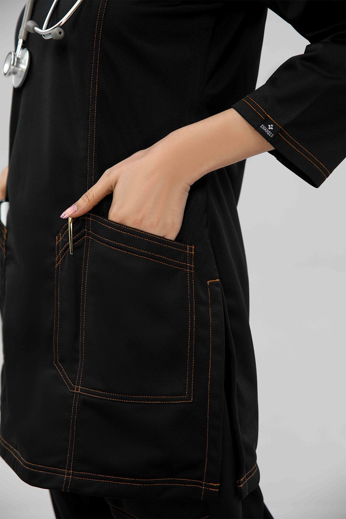 Trender Trail Black- Winter Women enamels-online
