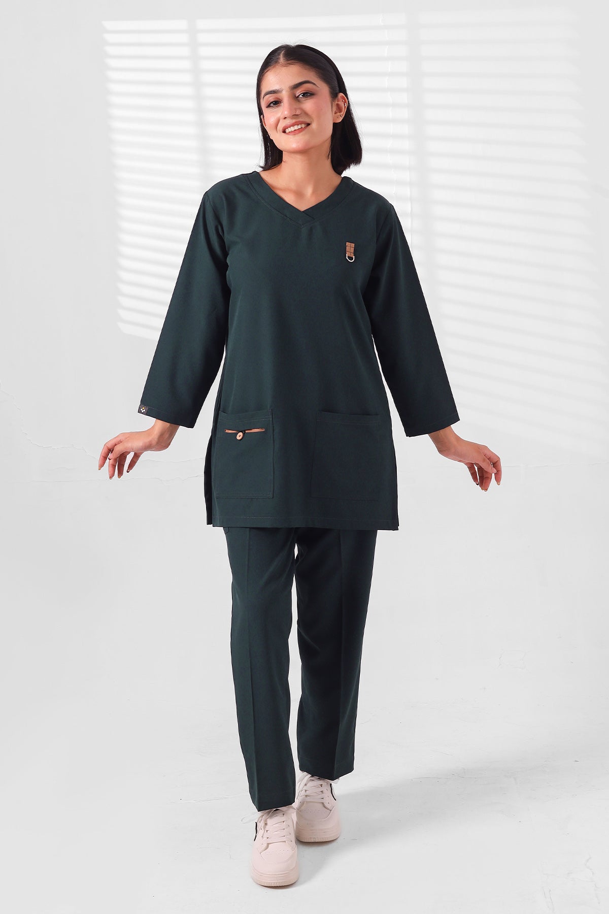 Sprinter emerald green designer medical scrubs for women by Enamels
